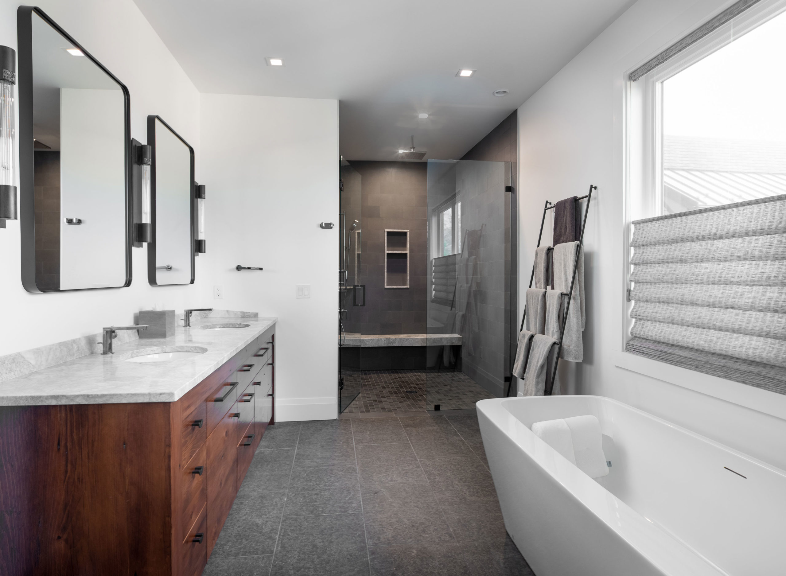Raritan Modern Farmhouse - Master Bathroom